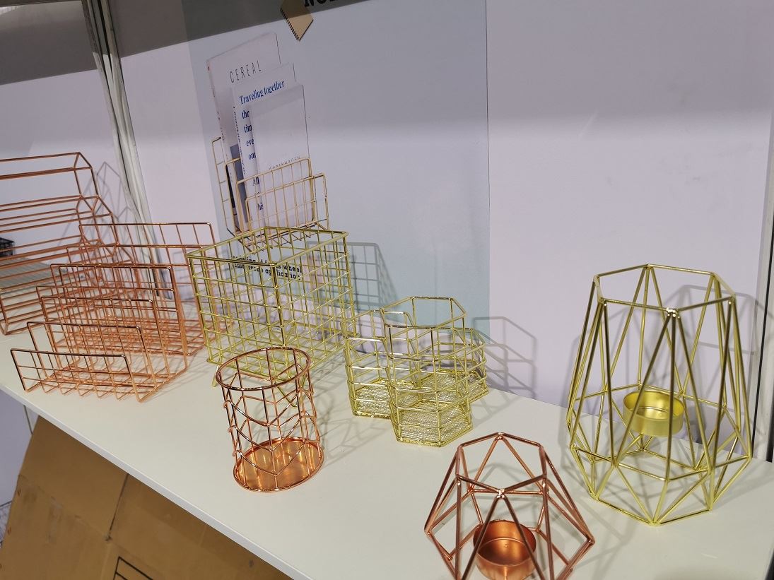 Crafts (1) Crafts (1)