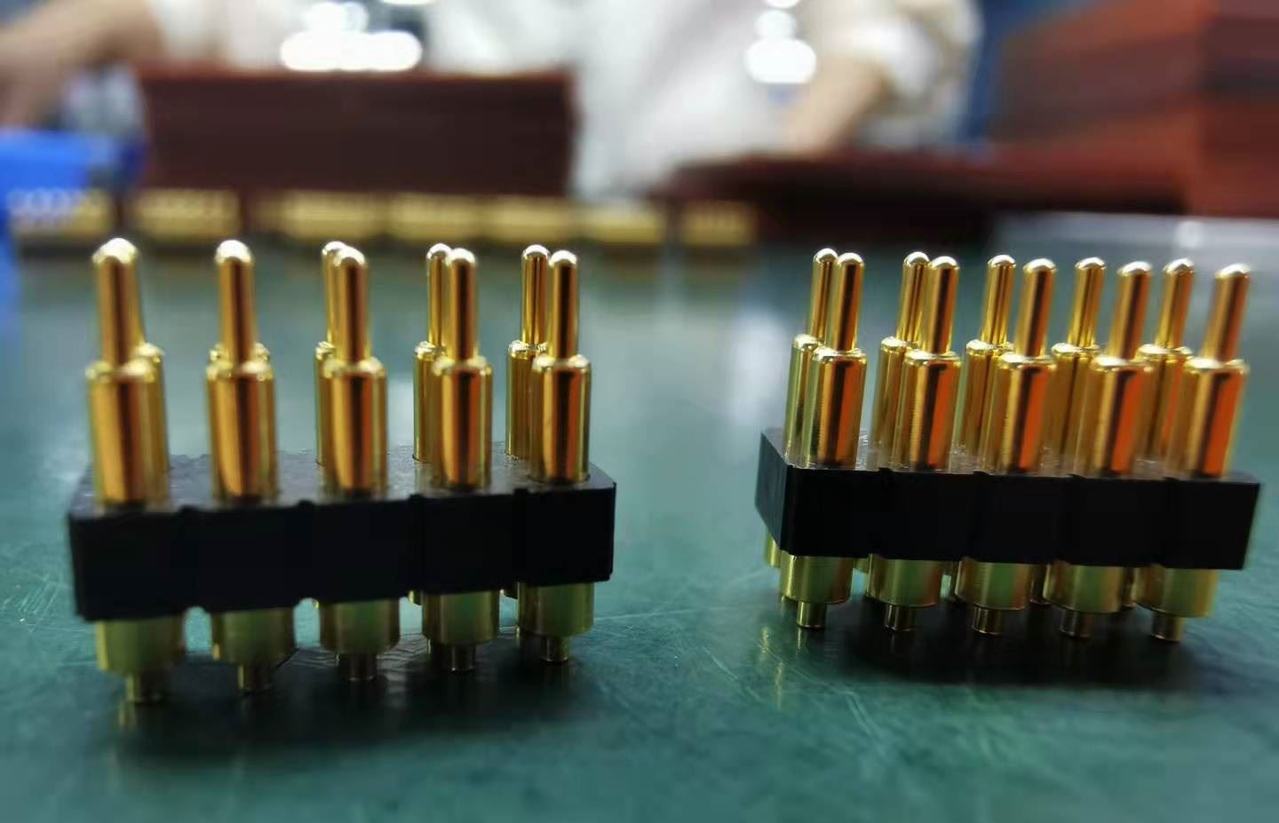 Spring-loaded Micro Pogo pin contacts Spring-loaded Micro Pogo pin contacts