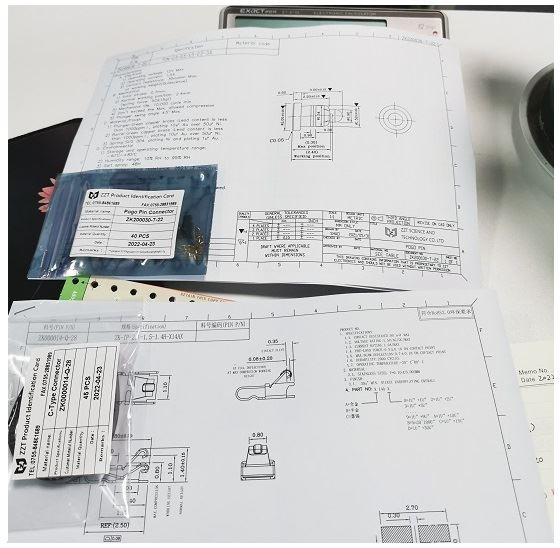 مفت پوگو پن کنیکٹر کے نمونے بھیجے گئے۔