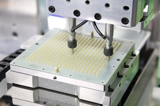 پوگو پن پروڈکشن اور اسمبلی لائن