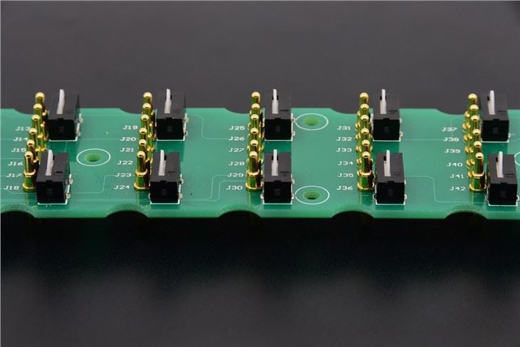 بہار-لوڈ شدہ Pogo Pins Pcb